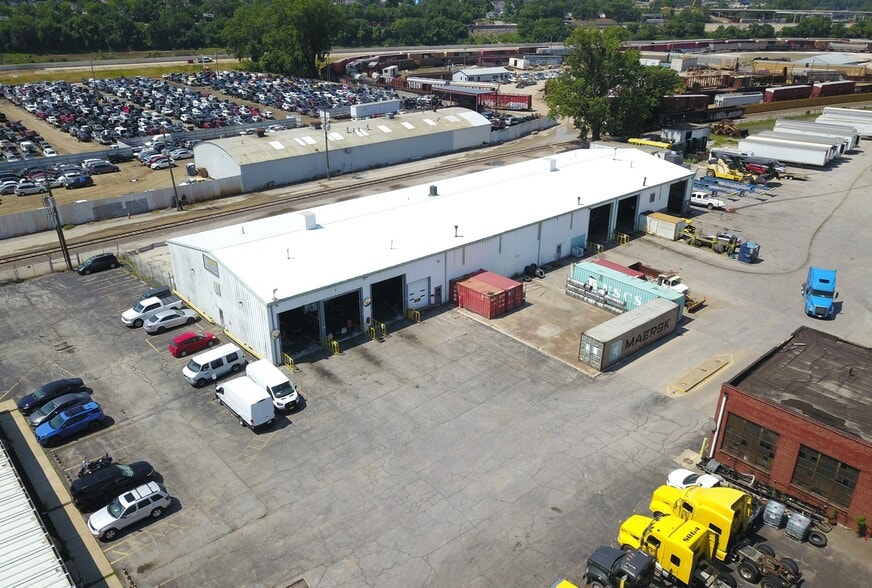 1134 S 12th St, Kansas City, KS for lease - Building Photo - Image 3 of 10