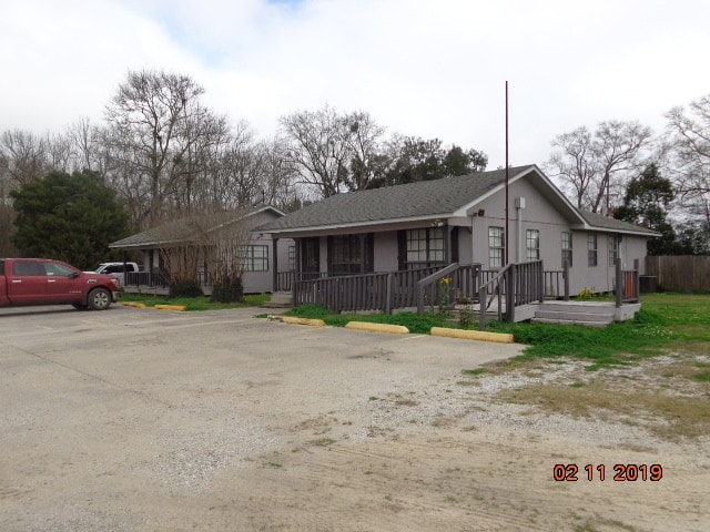 4703 S Lewis St, New Iberia, LA for lease - Building Photo - Image 2 of 19
