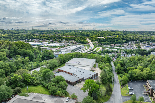 Plus de détails pour 500 N Bell Ave, Carnegie, PA - Bureau, Industriel/Logistique à louer