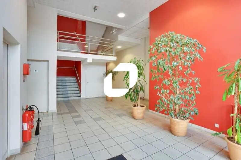 Flex dans Évry-Courcouronnes à louer - Hall d’entrée - Image 3 de 11