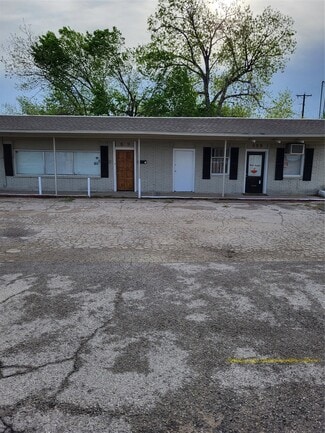 More details for 899 S Cherry Ln, White Settlement, TX - Retail for Sale