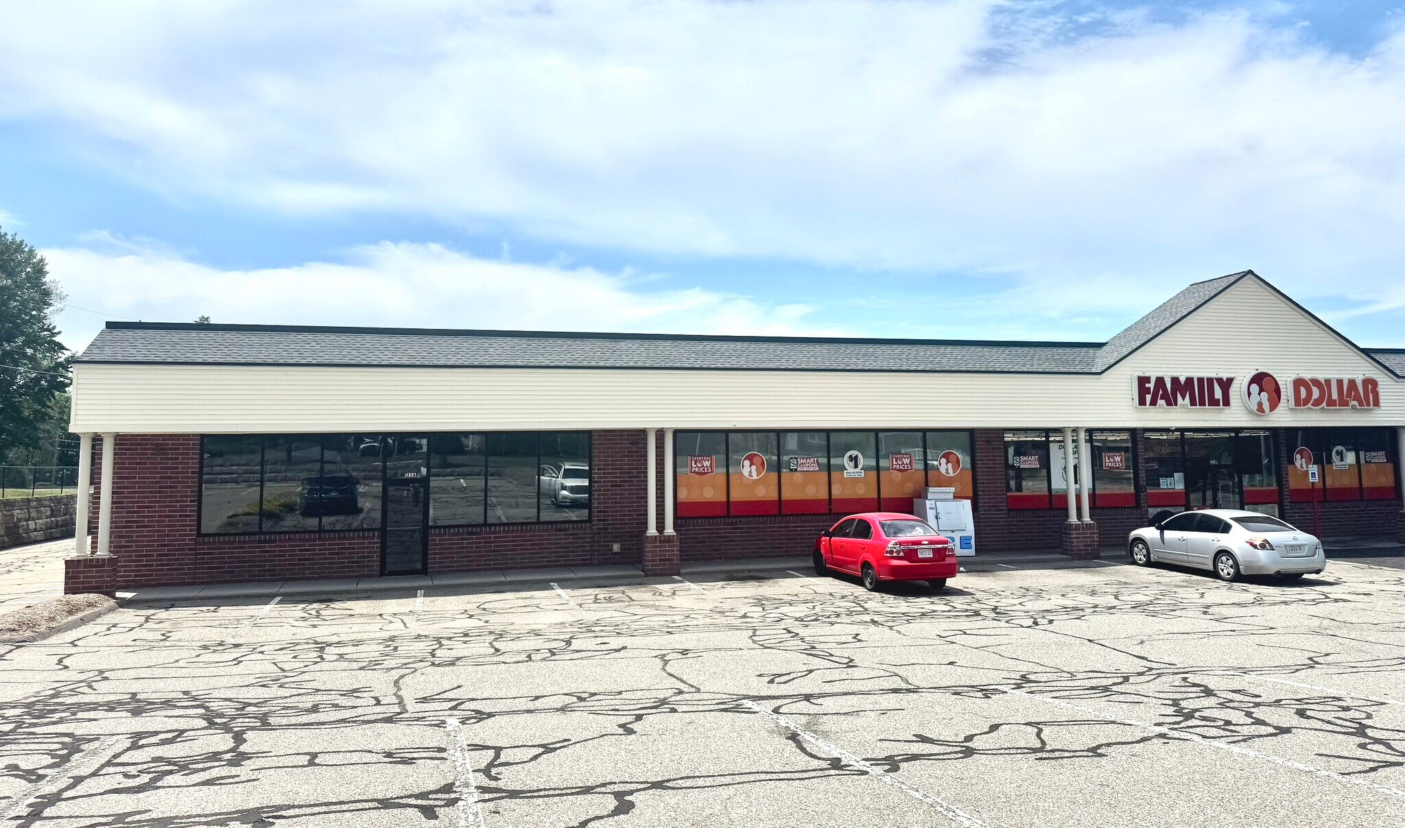 125 N Main St, Belchertown, MA à louer Photo du bâtiment- Image 1 de 4