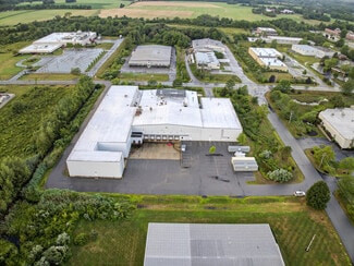 Plus de détails pour 2 Opportunity Way, Newburyport, MA - Industriel à louer