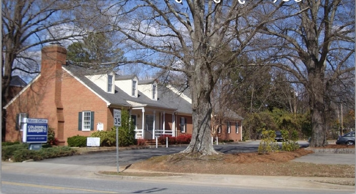1326 Ebenezer Rd, Rock Hill, SC à vendre - Photo du bâtiment - Image 2 de 16