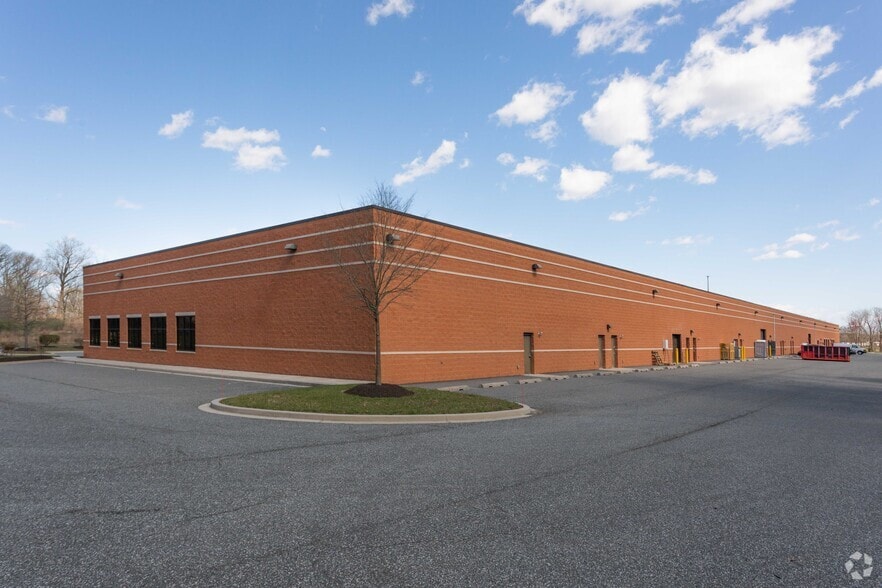 1104 S Philadelphia Blvd, Aberdeen, MD for lease - Building Photo - Image 3 of 4