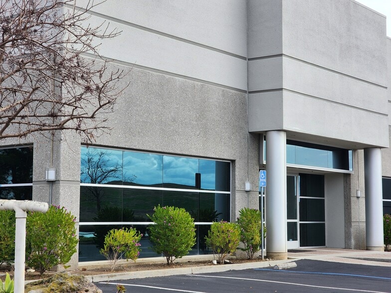 48319-48329 Fremont Blvd, Fremont, CA à louer - Photo du bâtiment - Image 2 de 9