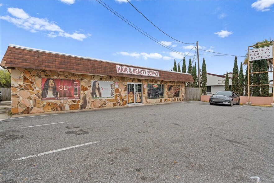 711 Garden St, Titusville, FL for sale - Building Photo - Image 2 of 26