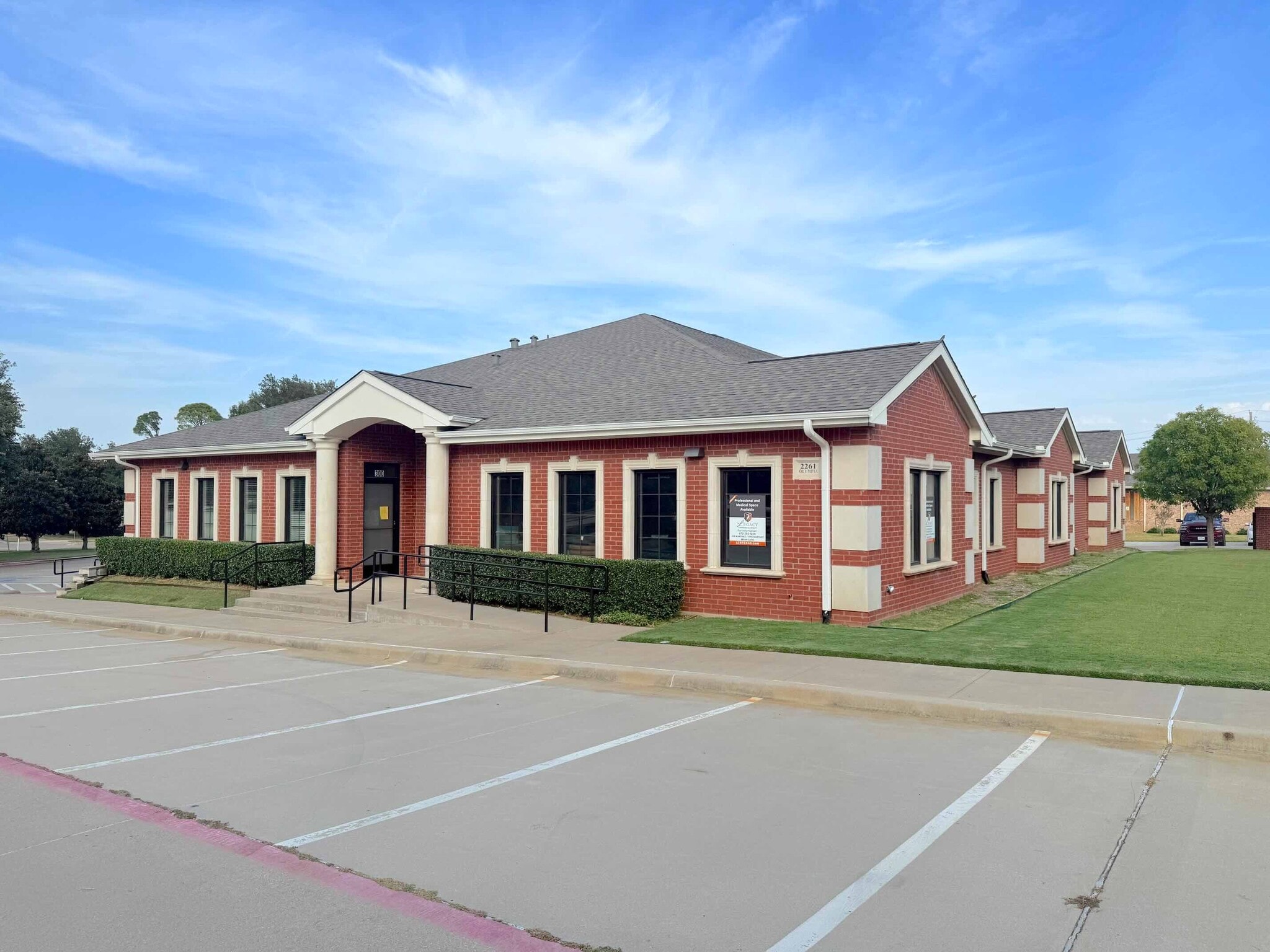 2261 Olympia Dr, Flower Mound, TX for lease Building Photo- Image 1 of 9