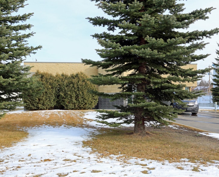 20 Rayborn Cres, St. Albert, AB à louer - Photo du bâtiment - Image 2 de 3
