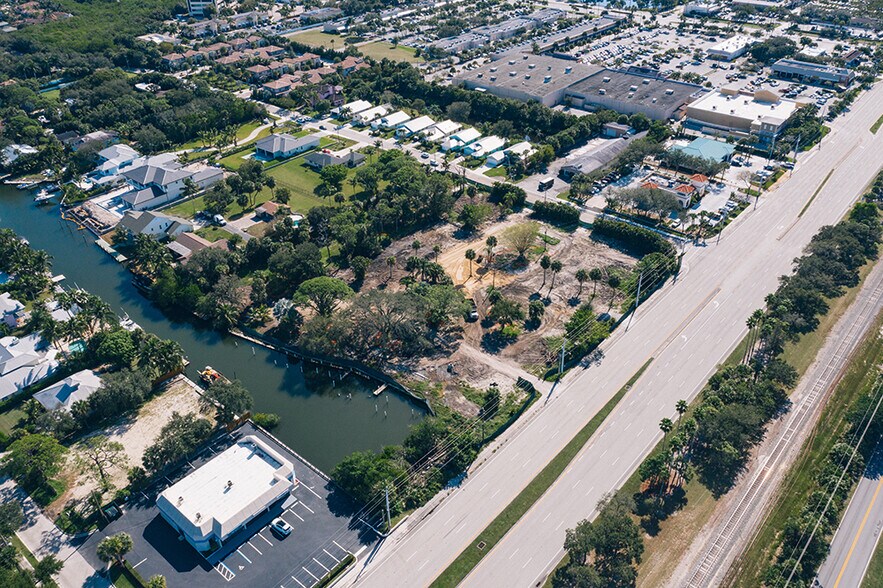 401 N Alternate A1A, Jupiter, FL à vendre - Photo du bâtiment - Image 2 de 7
