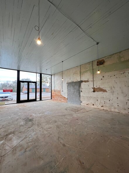 73 North Ave, Comer, GA à louer - Photo du bâtiment - Image 3 de 8