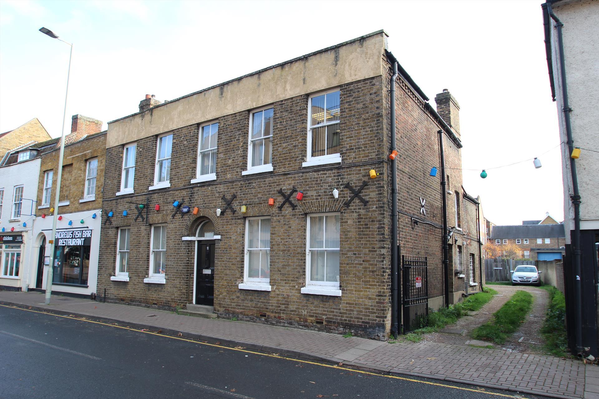 11 Amwell End, Ware for lease Building Photo- Image 1 of 5