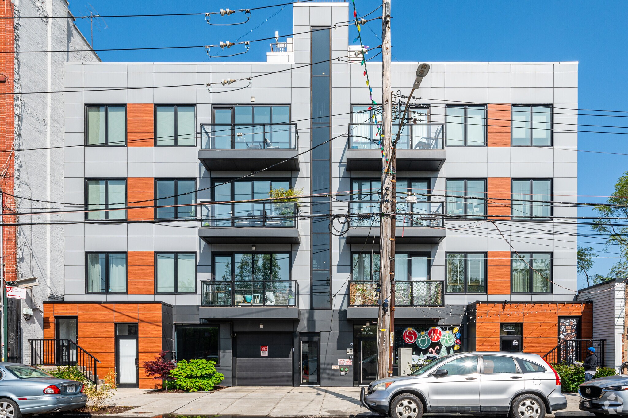 362 Van Brunt St, Brooklyn, NY à vendre Photo du bâtiment- Image 1 de 5