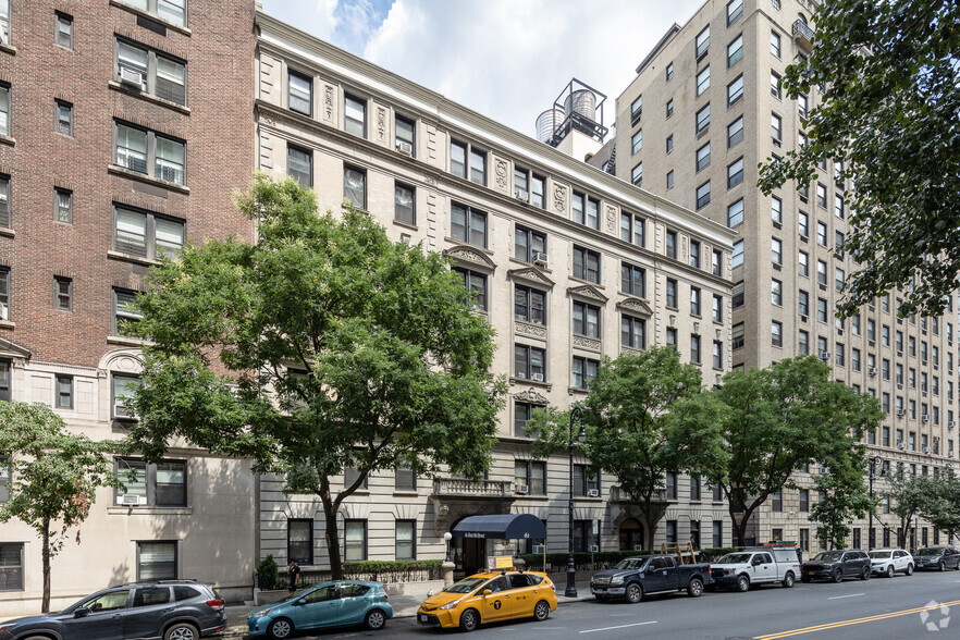 61 E 86th St, New York, NY for lease - Primary Photo - Image 1 of 22