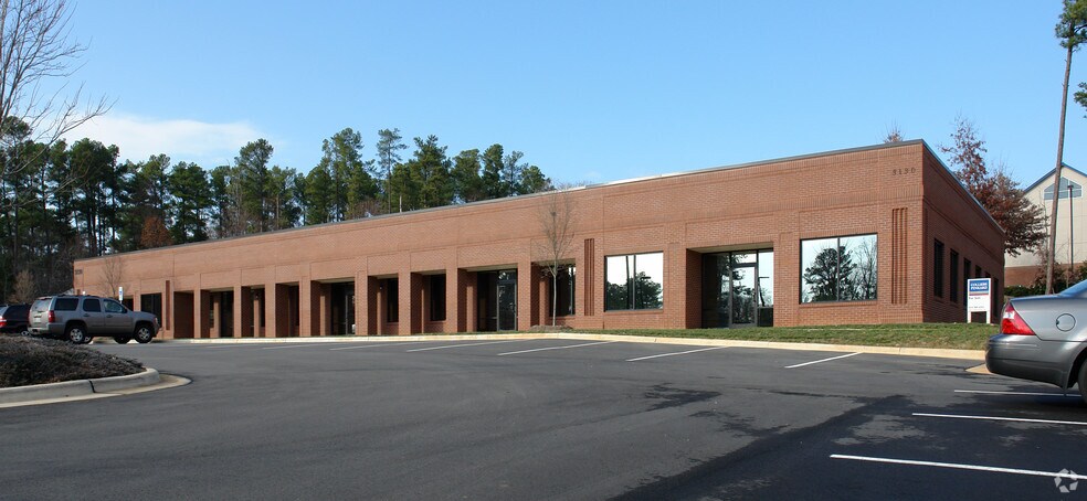 3130 Fairhill Dr, Raleigh, NC à vendre - Photo principale - Image 1 de 14