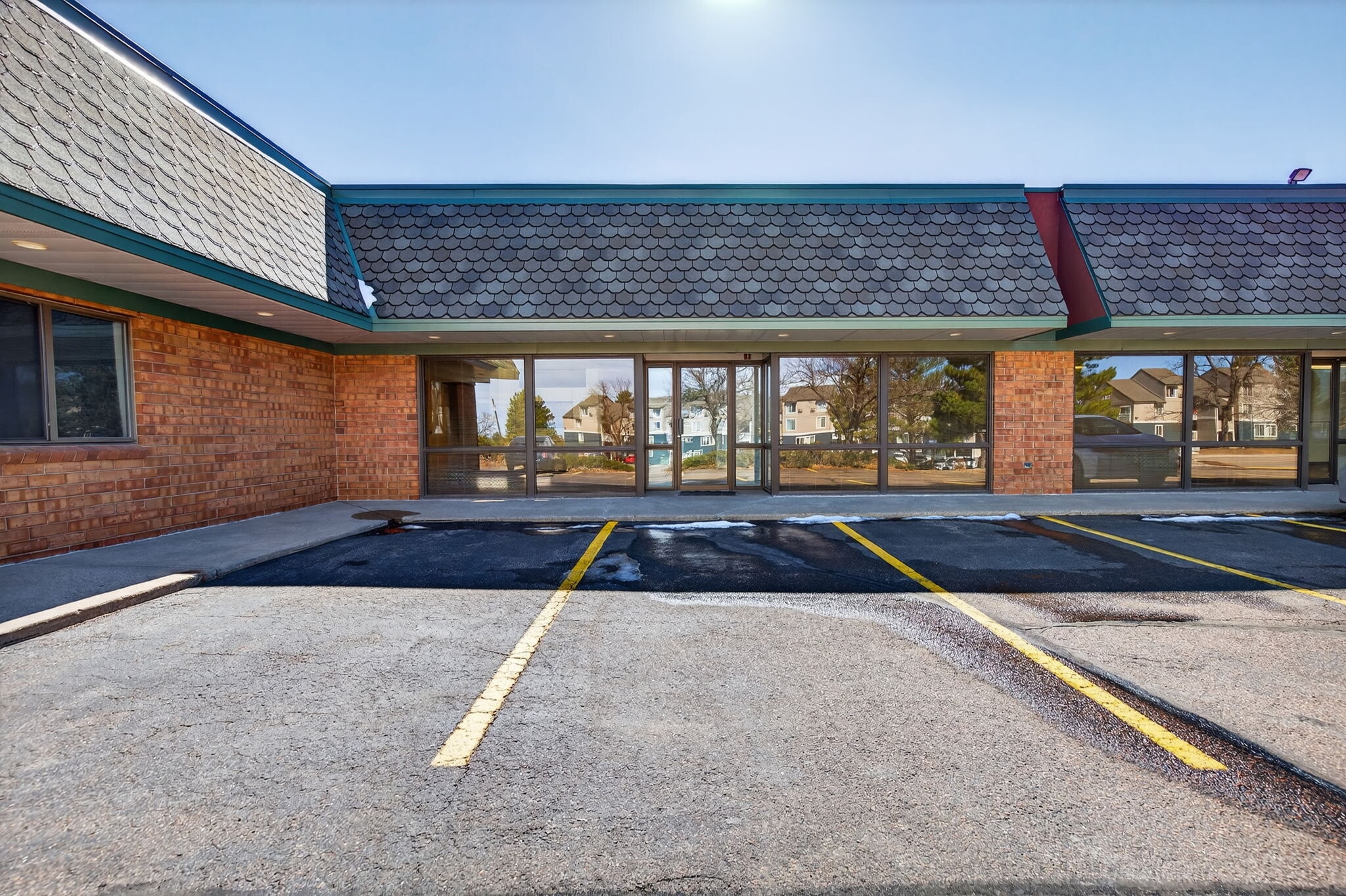 12860 W Cedar Dr, Lakewood, CO for lease Primary Photo- Image 1 of 22