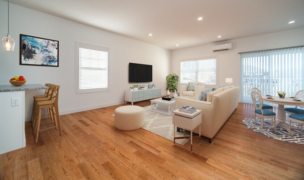 10 Fort Hill Rd, Groton, CT à vendre - Photo intérieure - Image 3 de 15