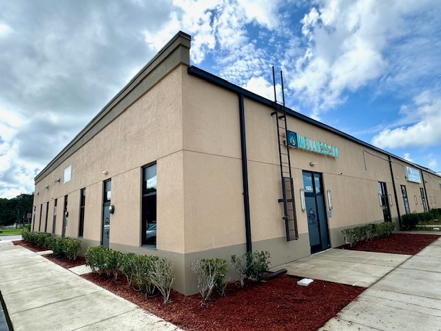 1060 Cypress Pky, Kissimmee, FL for lease - Building Photo - Image 3 of 12