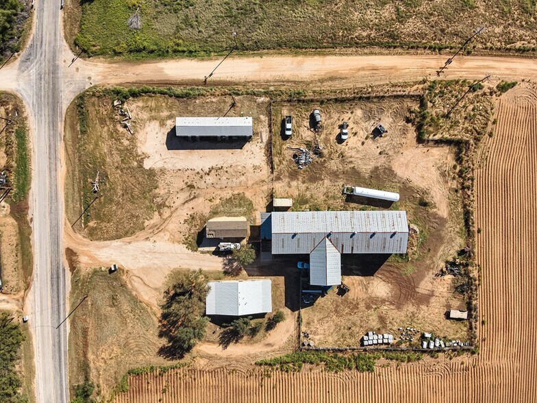 7007 Farm to Market 846, Knott, TX à vendre - Photo du bâtiment - Image 3 de 51