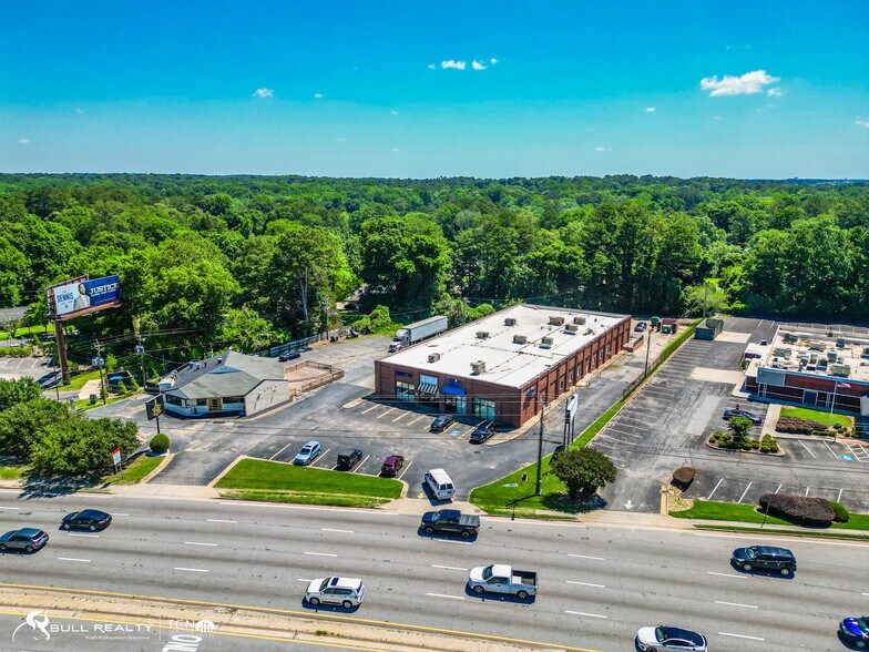 6540 Tara Blvd, Jonesboro, GA à vendre - Photo du bâtiment - Image 2 de 26