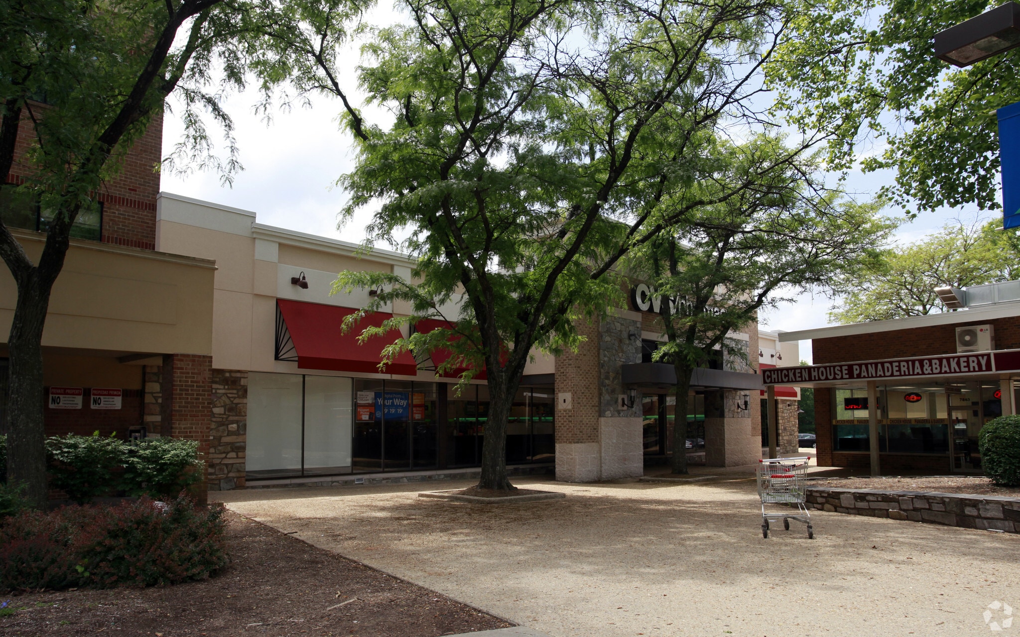 7859-7861 Heritage Dr, Annandale, VA for lease Primary Photo- Image 1 of 2