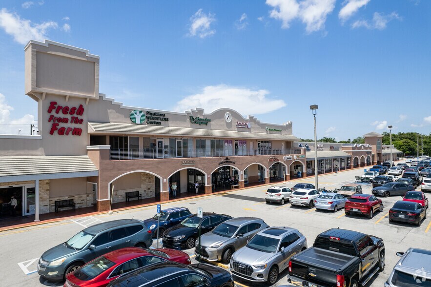 5779 Bird Rd, Miami, FL à louer - Photo principale - Image 1 de 1