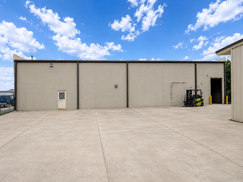 3508 Wellsite Dr, Norman, OK à vendre - Photo du bâtiment - Image 3 de 38