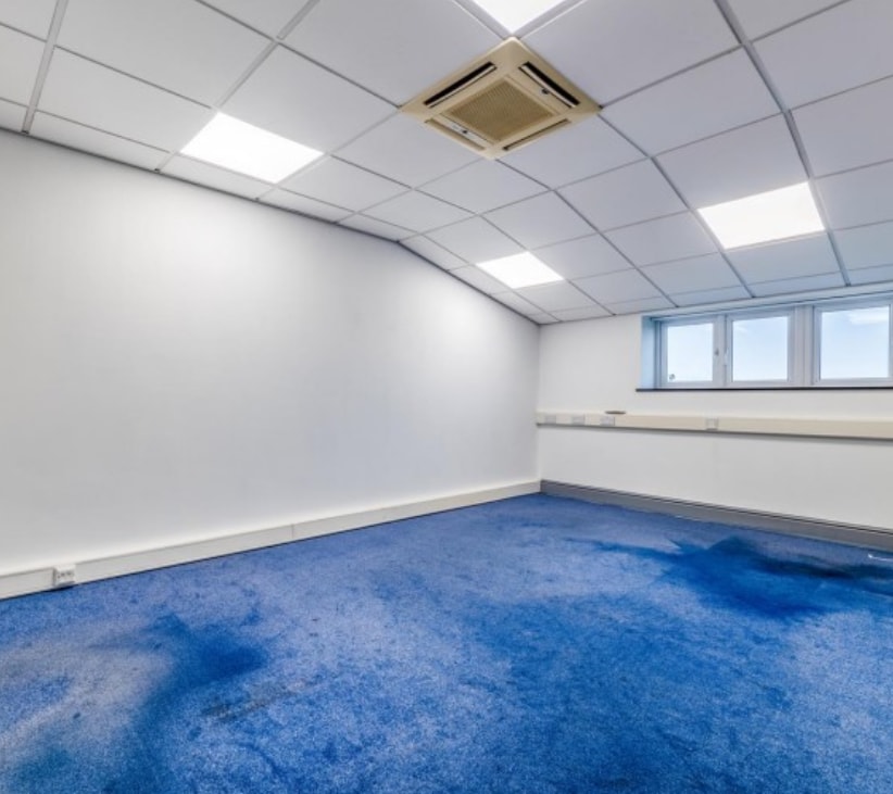 Briar Clos, Evesham for lease Interior Photo- Image 1 of 7