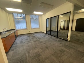 520-538 SW 6th Ave, Portland, OR for lease Interior Photo- Image 1 of 1