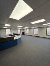 20700 Watertown Rd, Waukesha, WI à louer Photo intérieure- Image 1 de 7