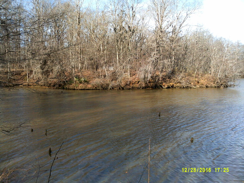 Fisherman's Bay, Lowndesboro, AL à vendre - Photo du b timent - Image 3 de 10