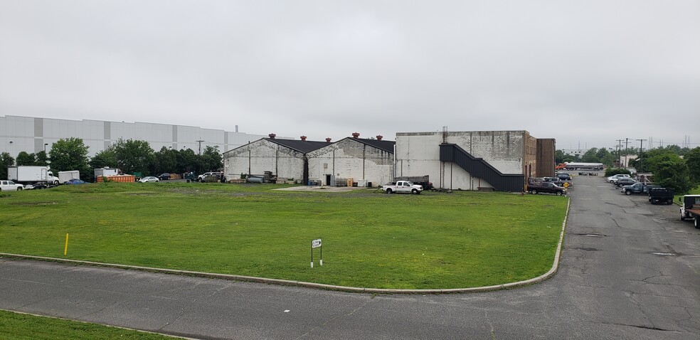 900 Port Reading Ave, Port Reading, NJ for lease - Building Photo - Image 2 of 9