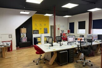 46 Station Rd, Chertsey for sale Interior Photo- Image 2 of 3