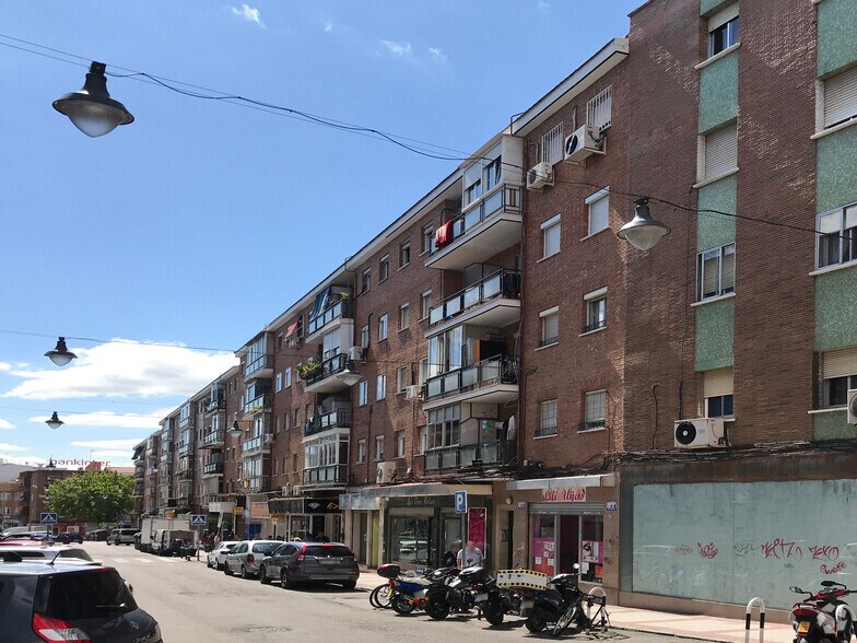 Calle Constitución, 39, Alcobendas, Madrid à louer - Photo du bâtiment - Image 2 de 2