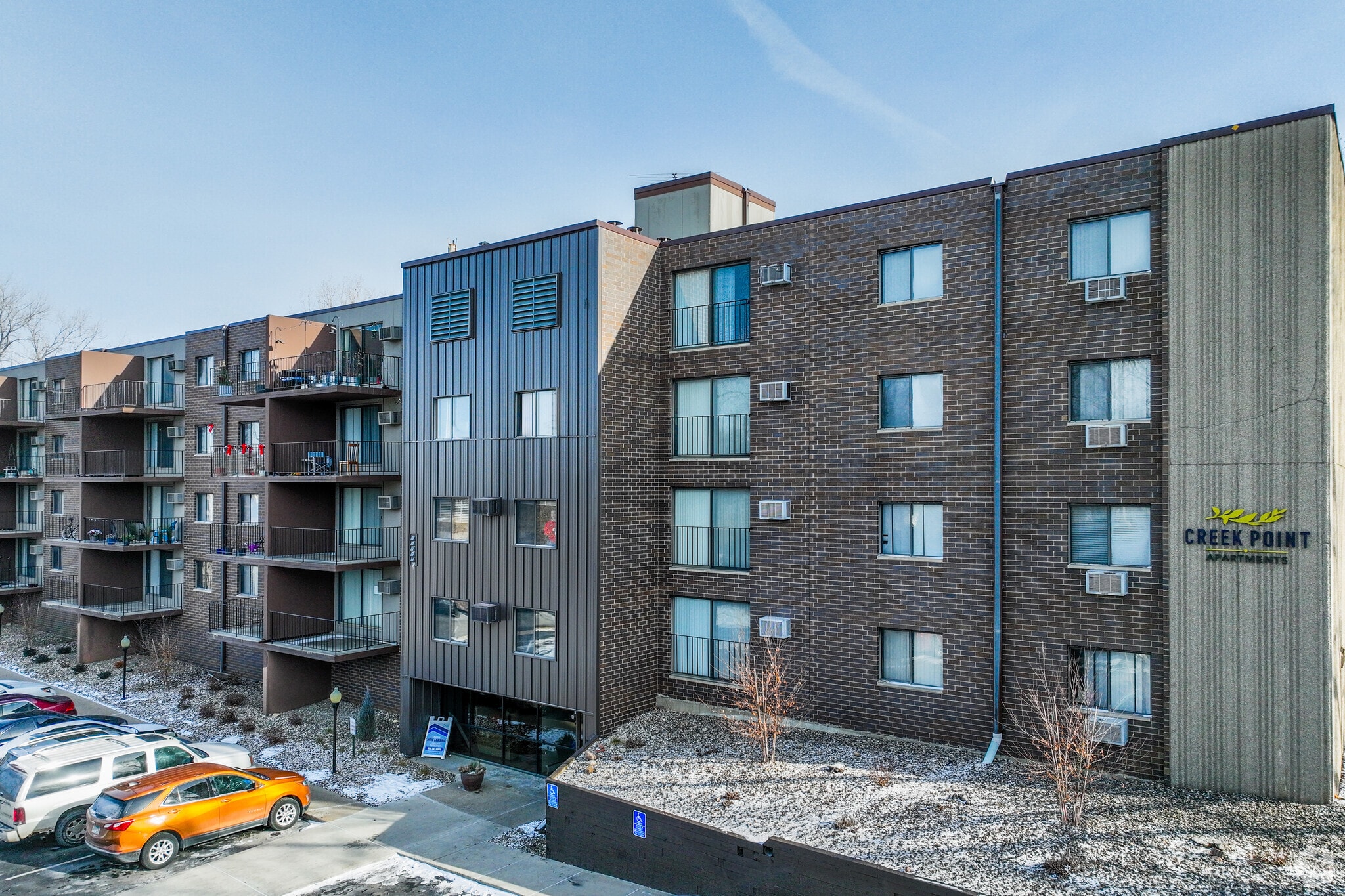 1045 Hiawatha Ave, Hopkins, MN for sale Primary Photo- Image 1 of 18