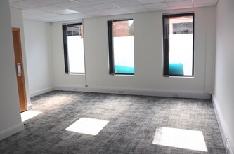 20-21 Arcadia Ave, London for lease Interior Photo- Image 2 of 3