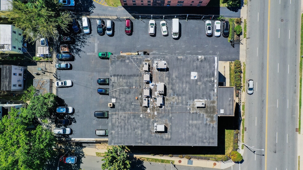 110 S Grove St, East Orange, NJ for sale - Building Photo - Image 2 of 67