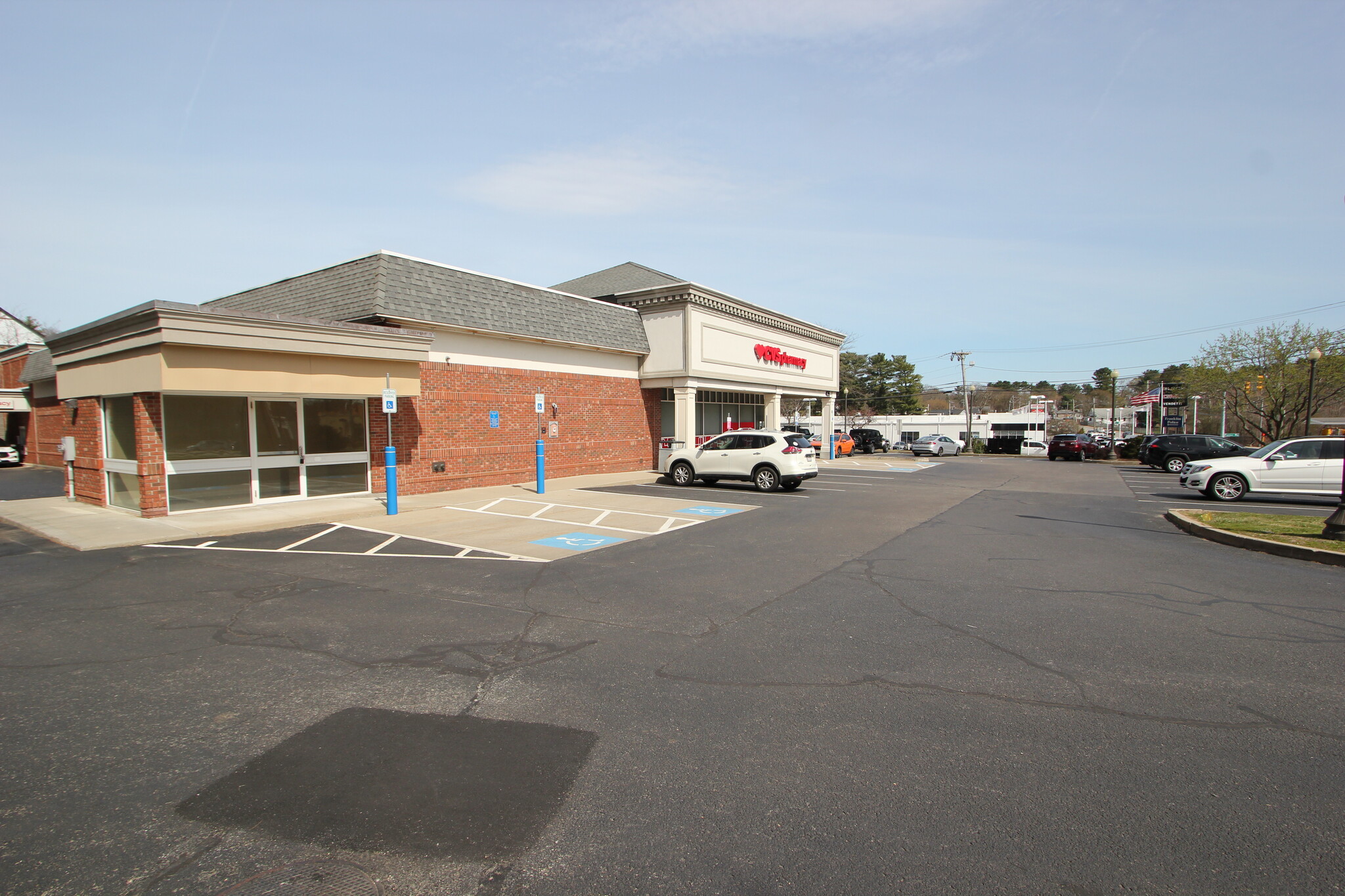 435 W Central St, Franklin, MA for lease Building Photo- Image 1 of 6