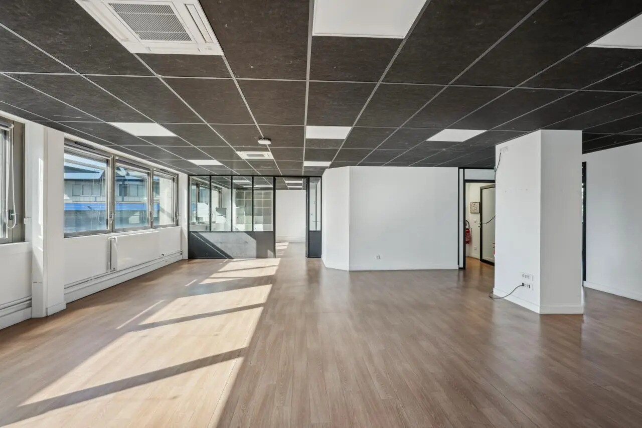 202 Quai De Clichy - Charles-De-Gaulle, Clichy for lease Interior Photo- Image 1 of 11