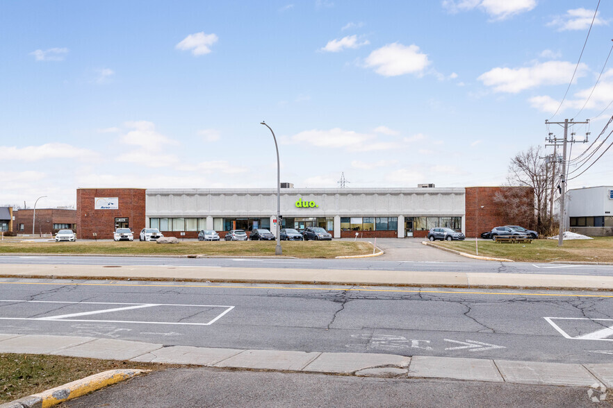 4155-4175 Boul Poirier, Montréal, QC for lease - Building Photo - Image 2 of 6