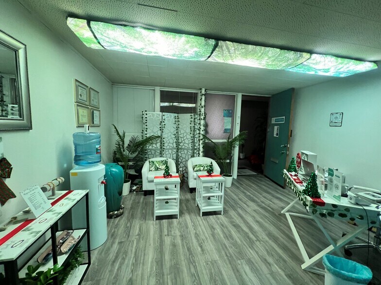 3661 Grand Ave, Oakland, CA à louer - Photo du bâtiment - Image 2 de 4