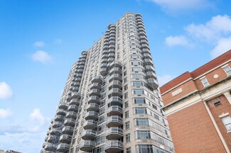 Plus de détails pour 11203 Queens Blvd, Forest Hills, NY - Multi-résidentiel à vendre