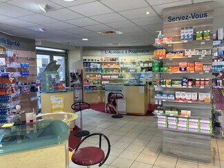 Plus de détails pour Commerce de détail à louer