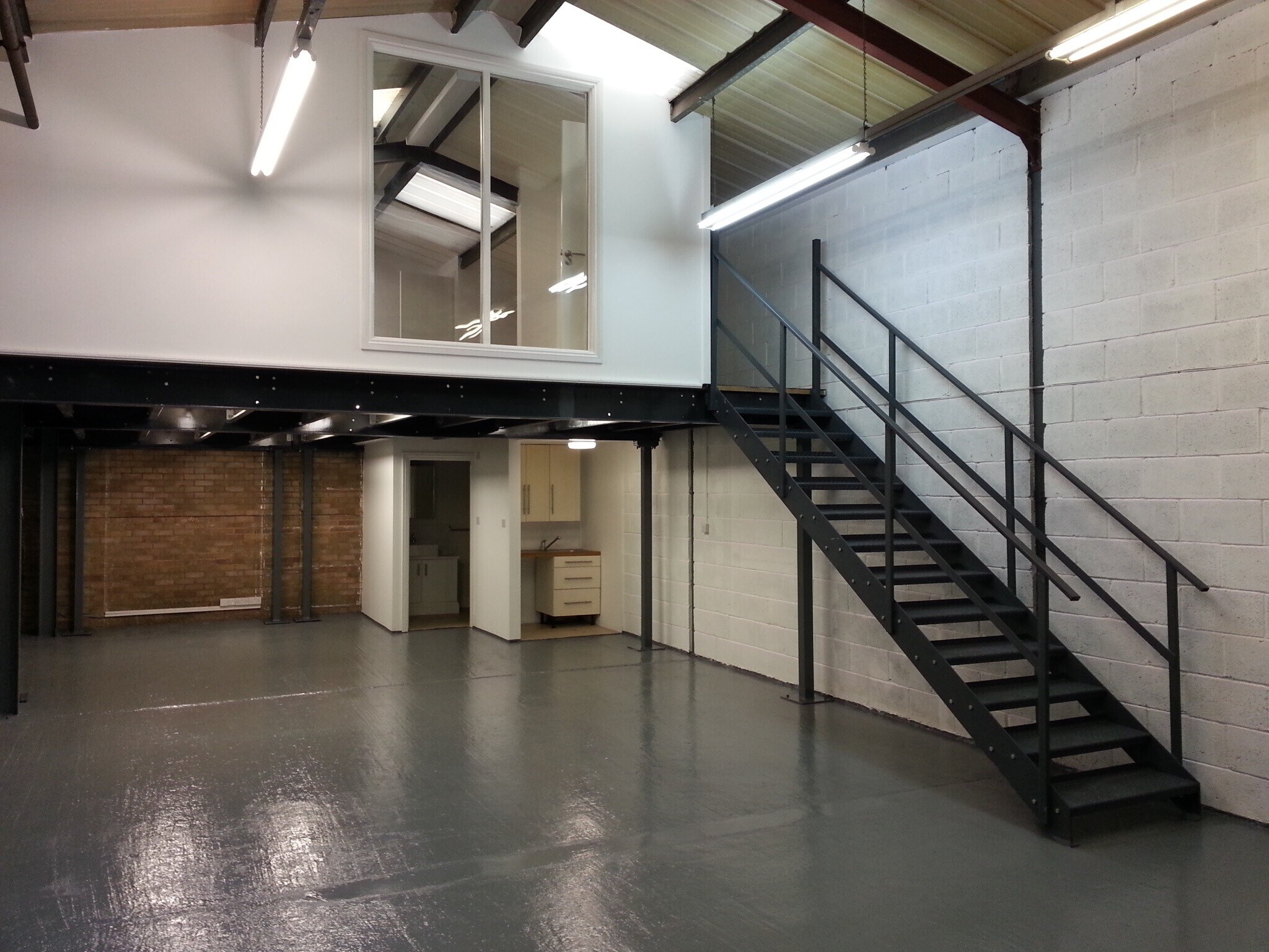 Rosslyn Cres, Harrow à louer Photo intérieure- Image 1 de 1