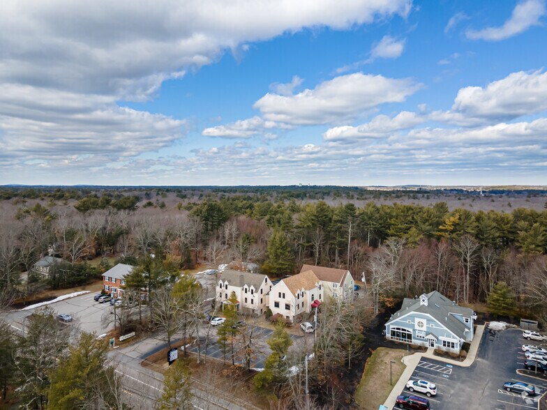 269 Hanover St, Hanover, MA à louer - Photo du bâtiment - Image 2 de 10