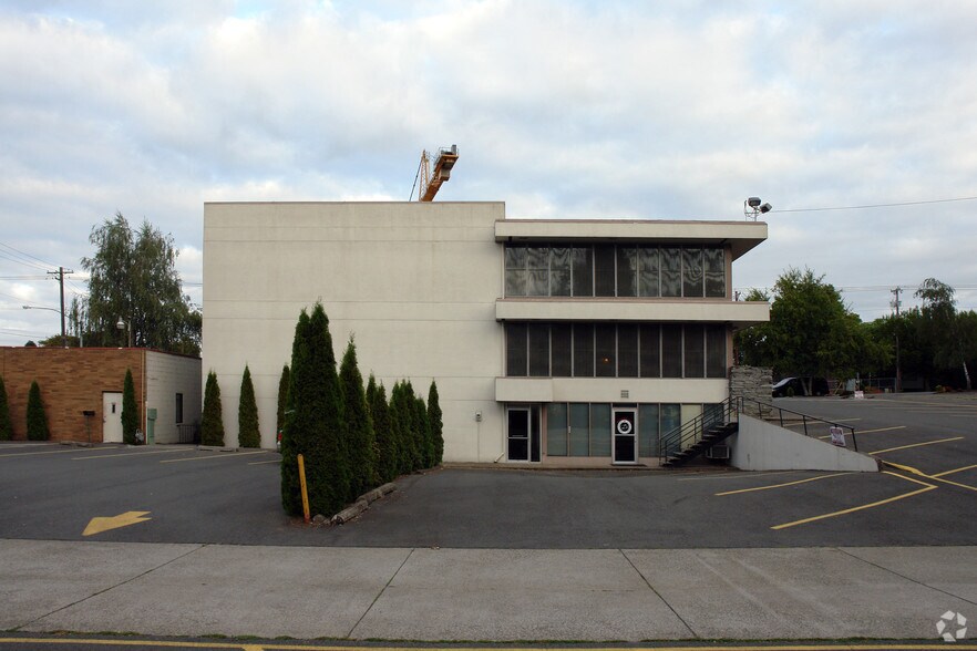 780 SE Commercial St, Salem, OR à louer - Photo du bâtiment - Image 3 de 10