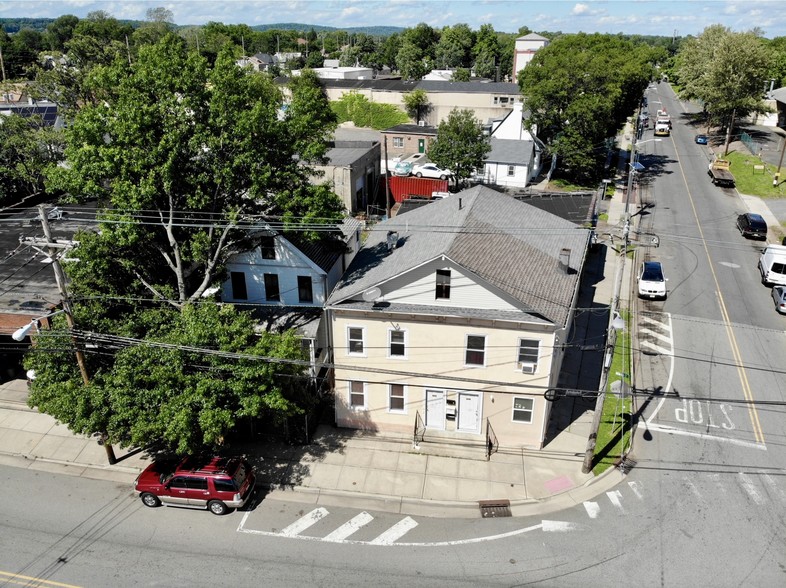 317-319 Richmond St, Plainfield, NJ for sale - Building Photo - Image 1 of 1