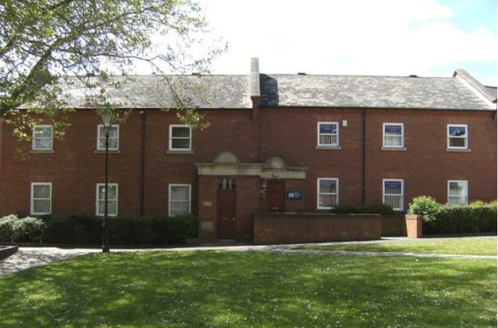 1-4 Beaumont St, Darlington for lease - Building Photo - Image 3 of 4