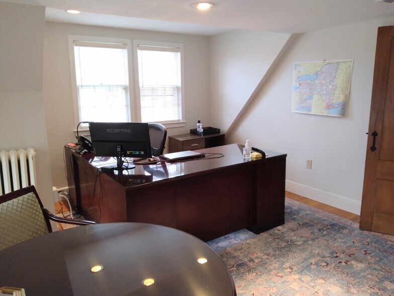 34 Elm St, Cohasset, MA à louer - Photo du bâtiment - Image 3 de 5
