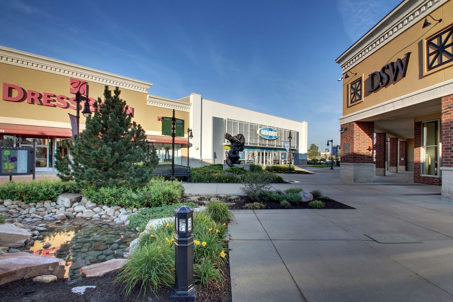 W American Prairie Dr, Peoria, IL for sale - Building Photo - Image 2 of 10